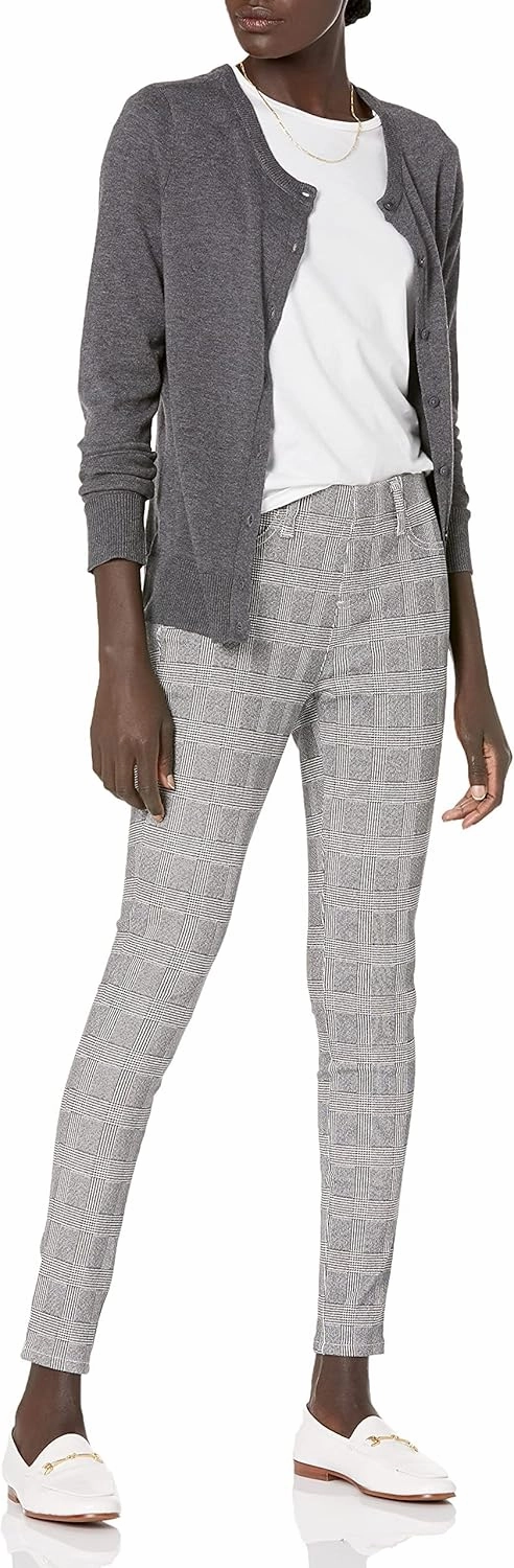 Amazon Essentials Women's Pull-On Knit Jegging (Available in Plus Size)