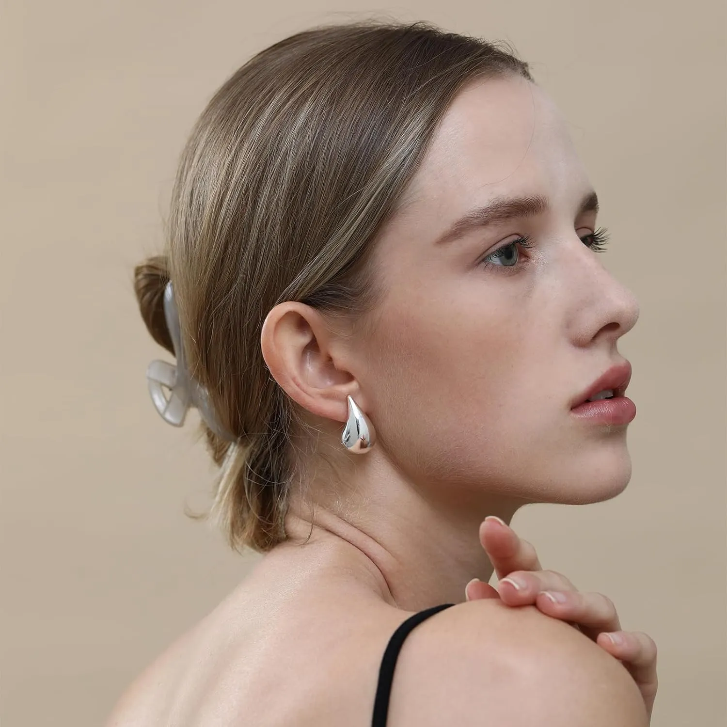 Apsvo Chunky Gold Hoop Earrings for Women, Dupes Earrings Lightweight Waterdrop Hollow Open Hoops, Hypoallergenic Gold Plated Earrings Fashion Jewelry