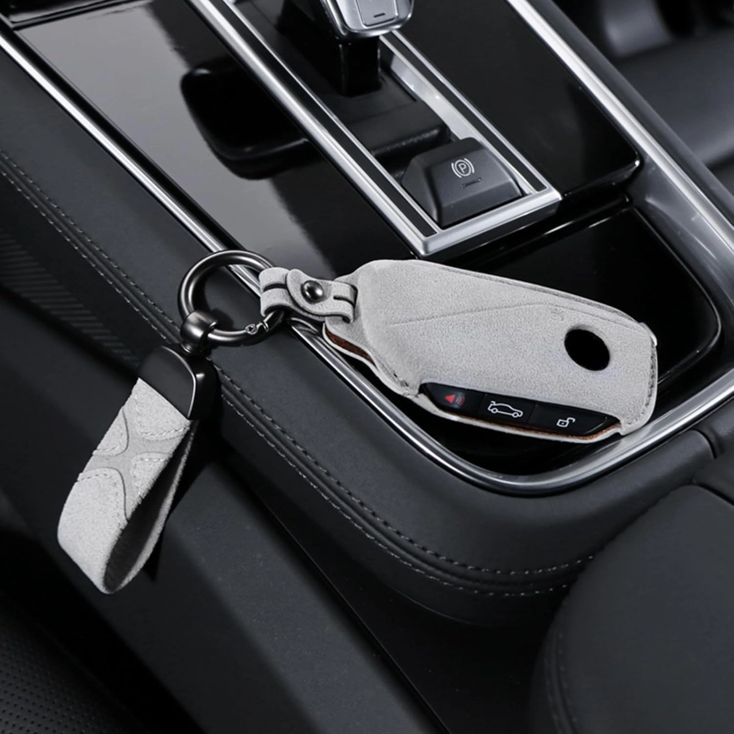 BETTERHUMZ Leather Suede Car Keychain,Key Chain Clip for Alcantara, Anti-Lost D-Ring for Men and Women Car Accessories