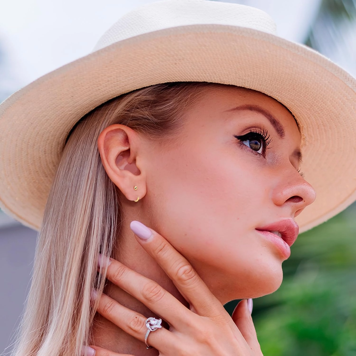 Body Candy Half Hoop Implant Grade Titanium Dazzling Round Open Hoop Earrings for Women Huggie Hoops