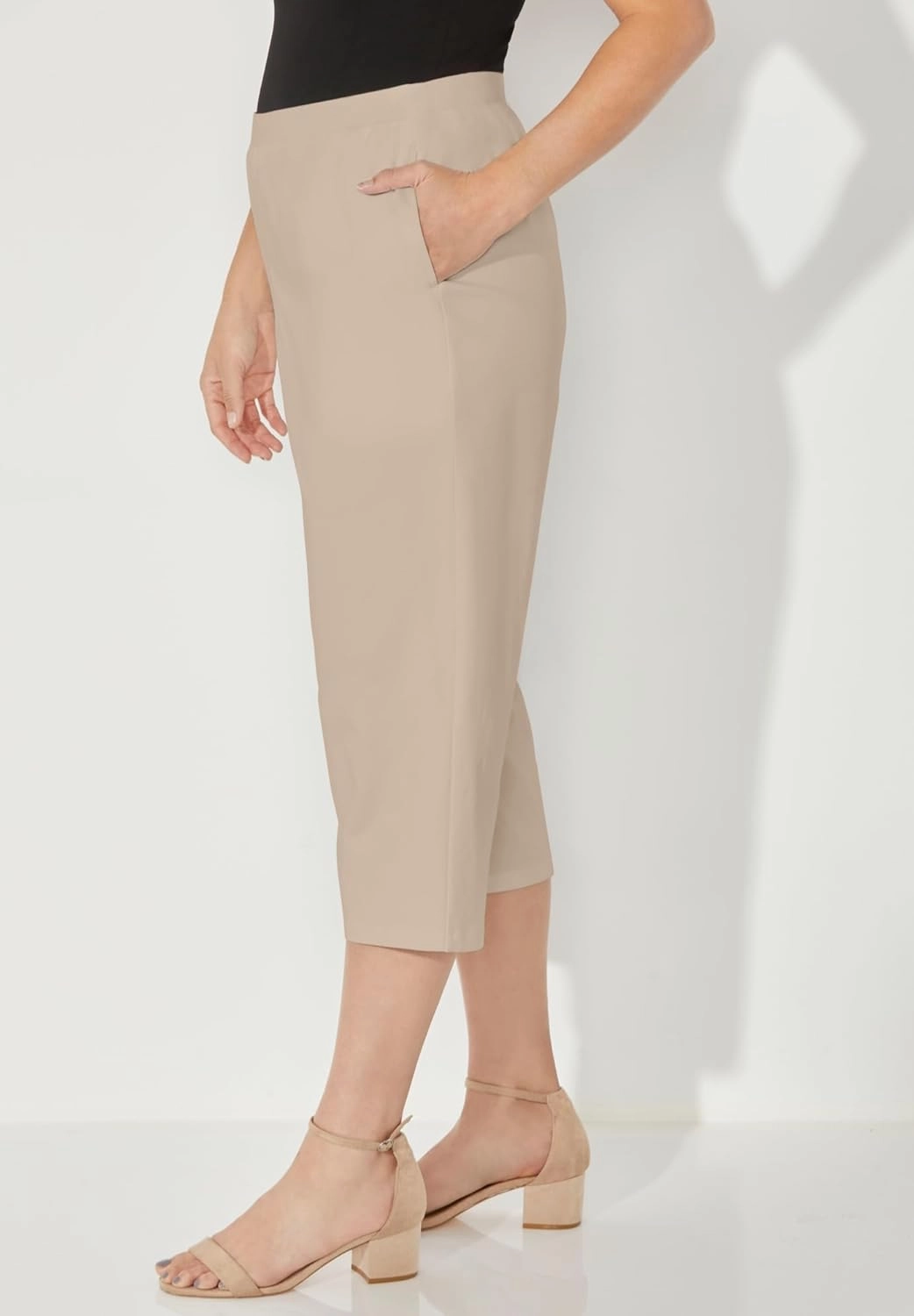 Catherines Women's Plus Size Tall Suprema Capri (with Pockets)