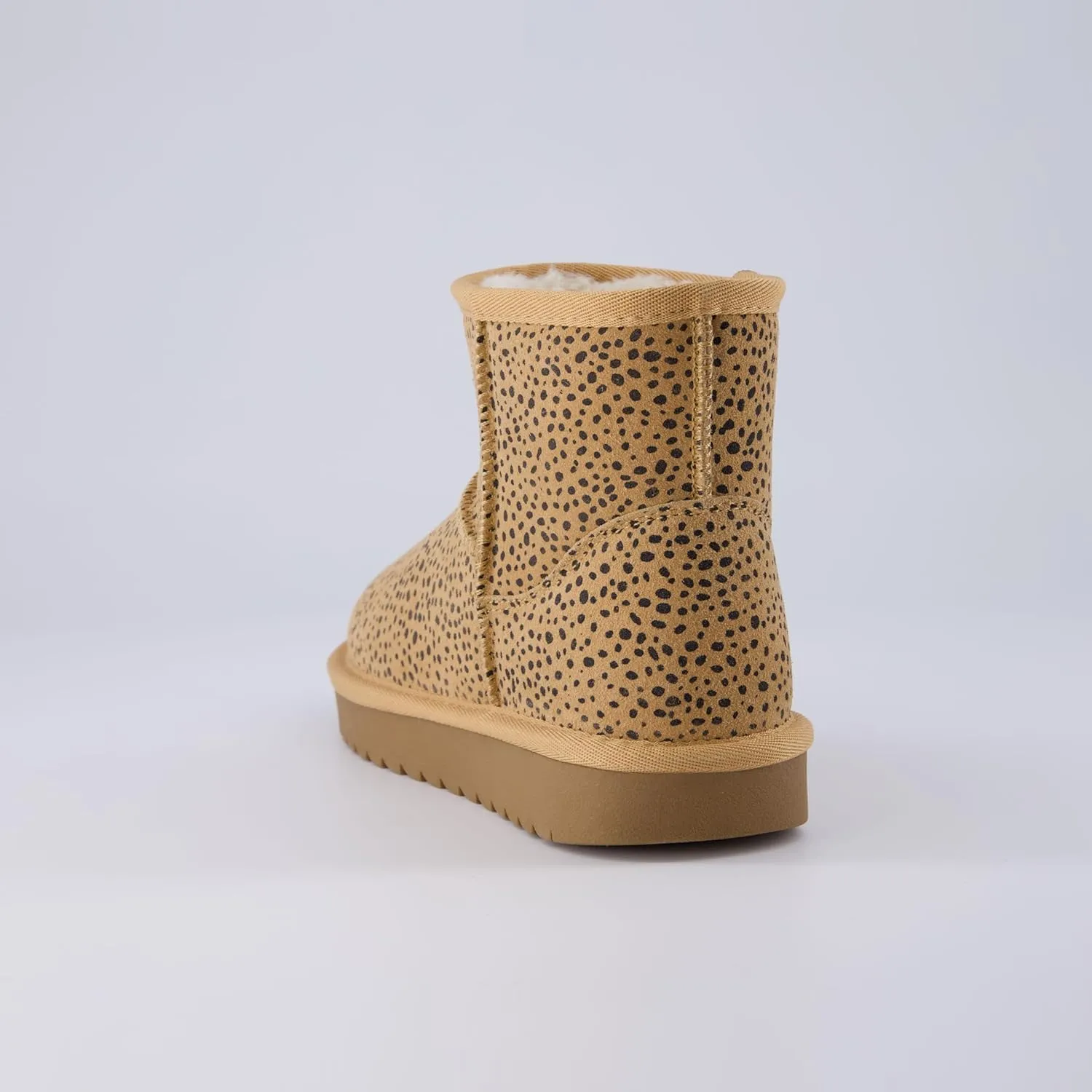 CUSHIONAIRE Women's Hipster pull on boot  Memory Foam