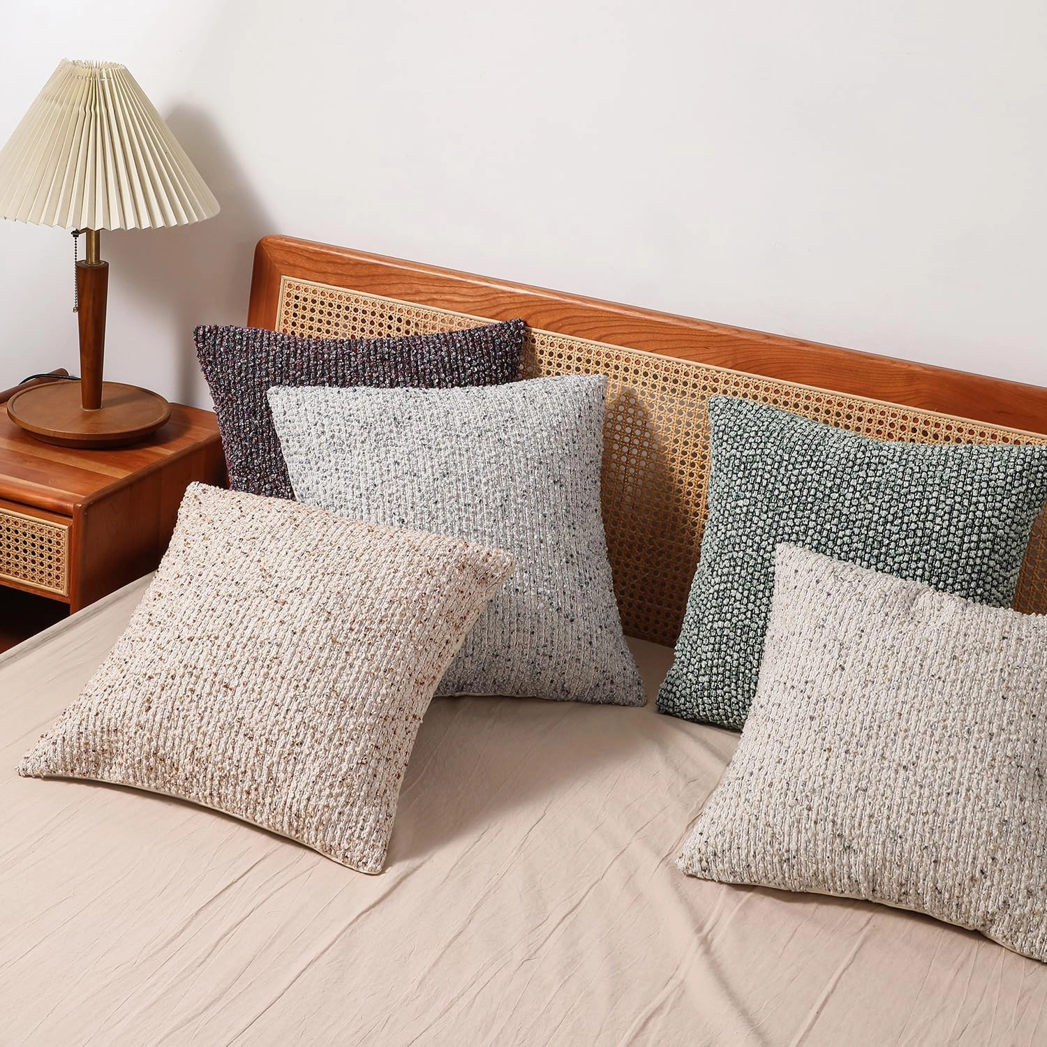 DEZENE Striped Throw Pillow Covers 18x18 Set of 2 Blue Textured Boucle Chic Morden Boho Accent Farmhouse Square Decorative Couch Pillow Covers for Home Decor Bed Sofa Living Room