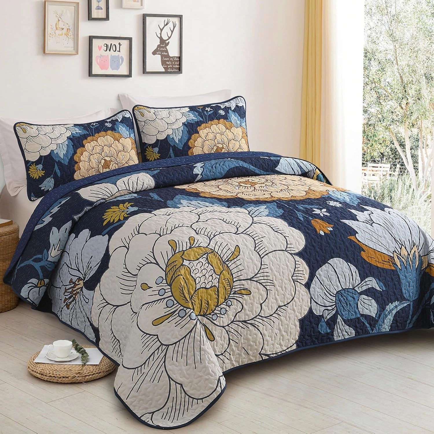 DJY Navy Floral Quilt Set King Size Boho Bedspread Coverlet Set, 3 Piece Botanical Quilt Soft Microfiber Blue Floral Bohemian Bedding Set with 2 Pillowcases for All Season, 110''x90''