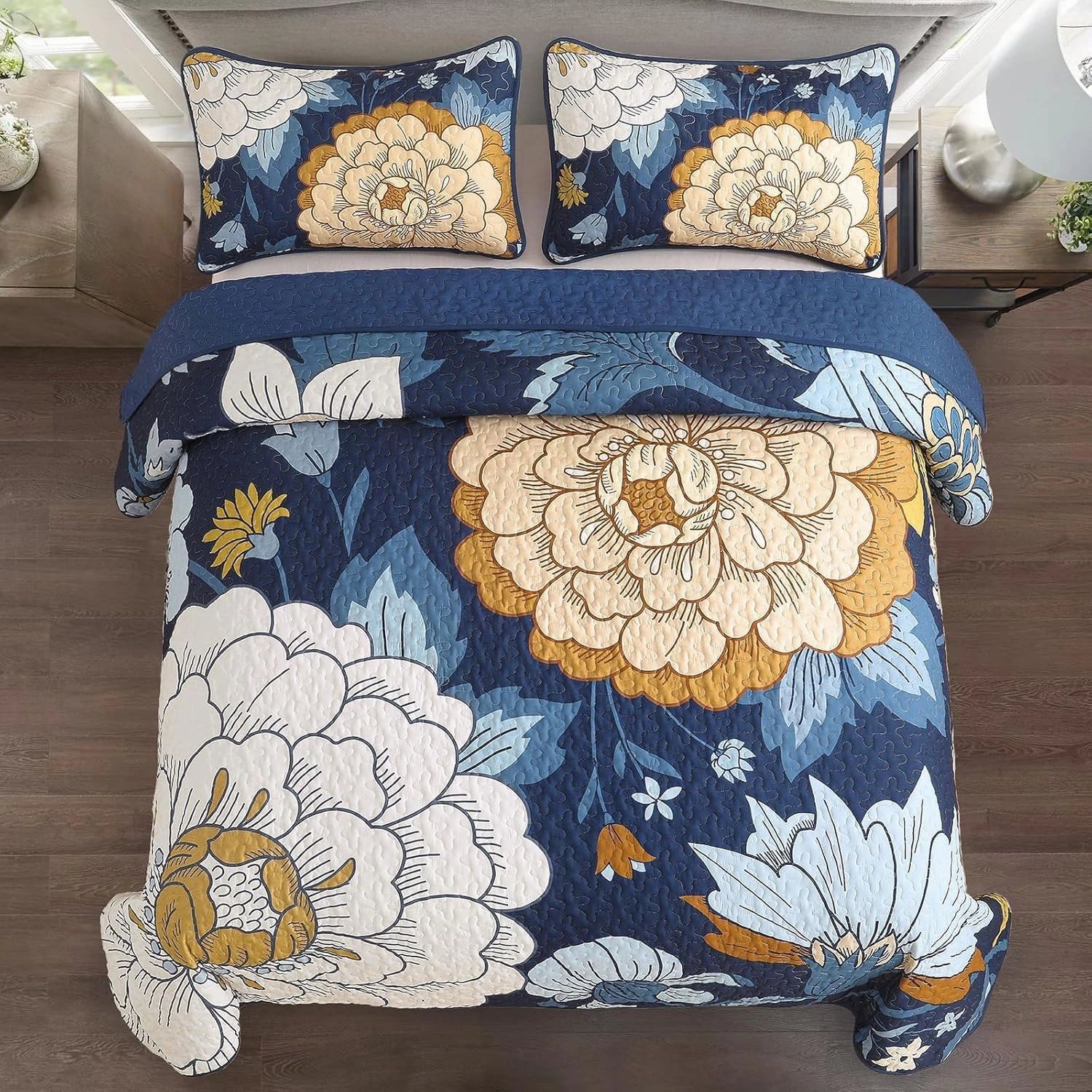 DJY Navy Floral Quilt Set King Size Boho Bedspread Coverlet Set, 3 Piece Botanical Quilt Soft Microfiber Blue Floral Bohemian Bedding Set with 2 Pillowcases for All Season, 110''x90''