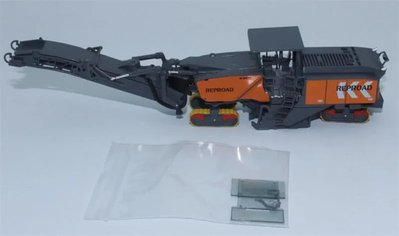 for Herpa for Wirtgen Asphaltfräse for REPROAD Schweiz Fräse 1/87 Truck Pre-Built Model