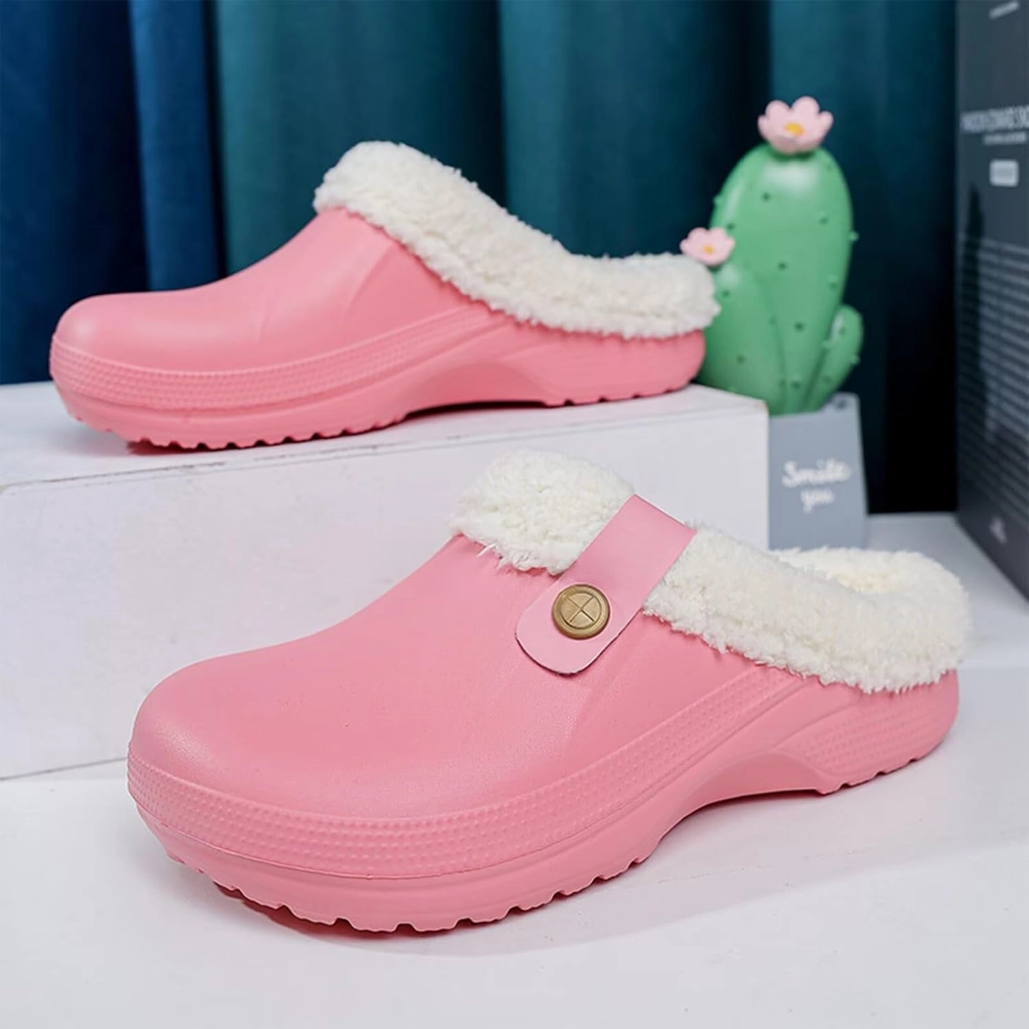 Fur Lined Clogs Waterproof Slippers Fleece Lined Clogs for Women Men Fuzzy Winter Warm Indoor Outdoor Shoes