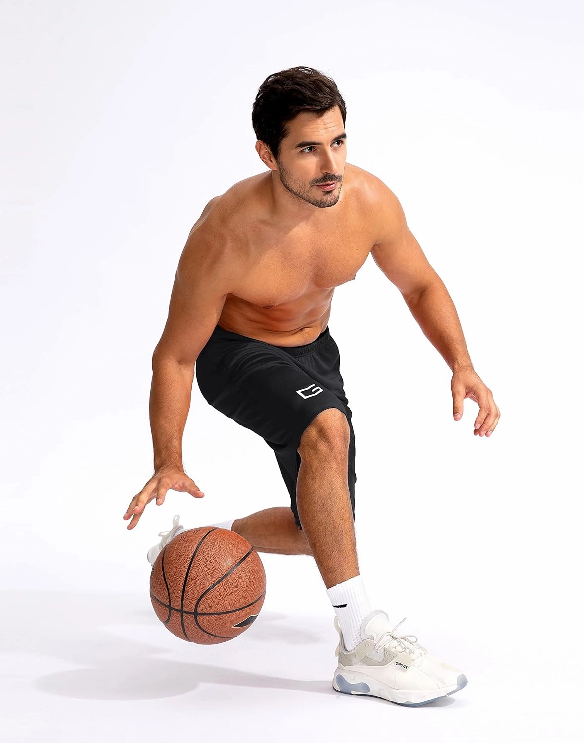 G Gradual Men's Basketball Shorts with Zipper Pockets Lightweight Quick Dry 11" Long Shorts for Men Athletic Gym