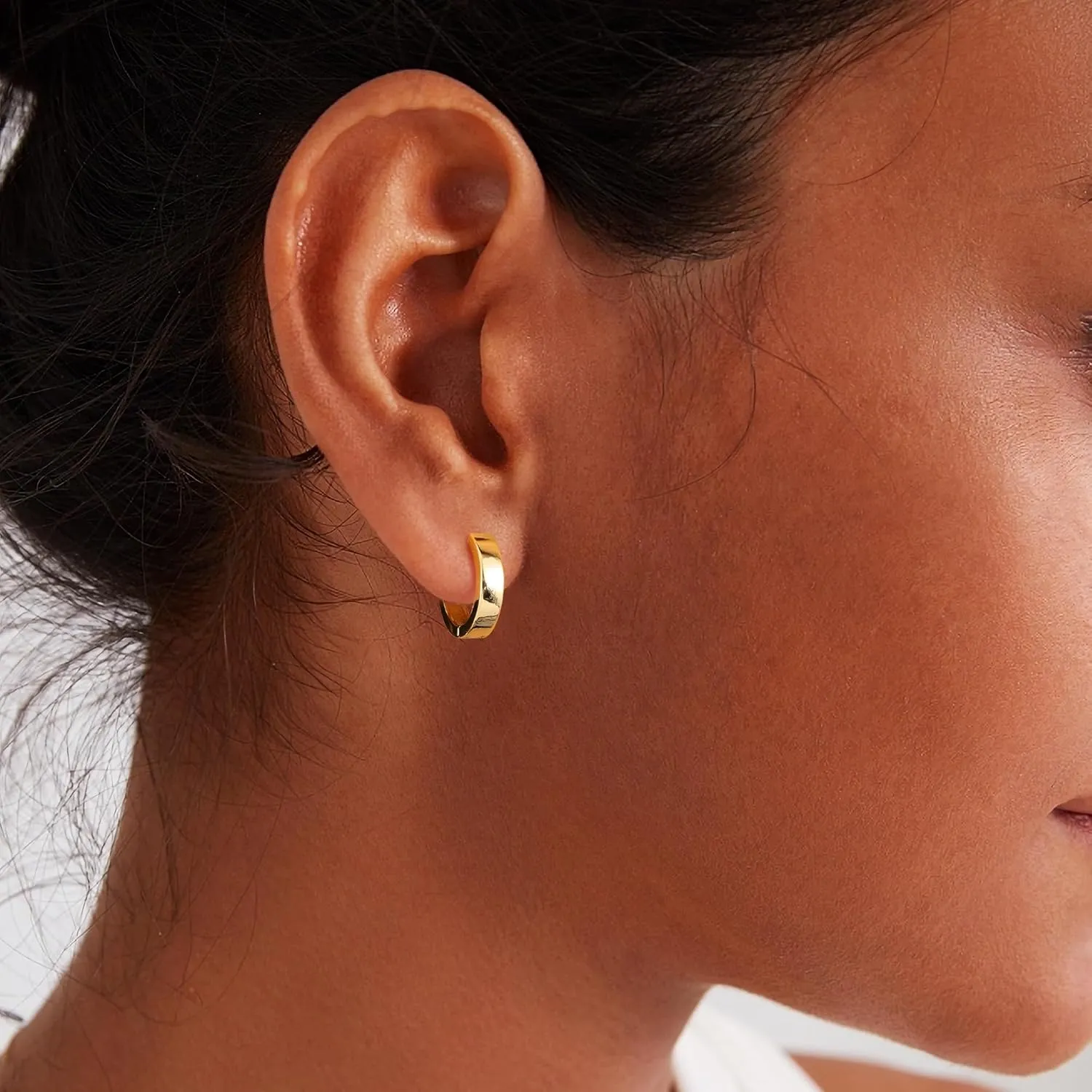 Gacimy Gold Huggie Hoop Earrings for Women 14k Gold Plated, Small Hoop Earrings for Women, 1/2 Inch Yellow Color Earrings for Women