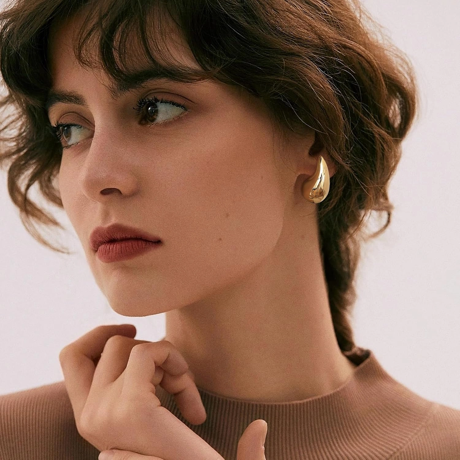 Gacimy Gold Teardrop Earrings Dupes for Women, Chunky Gold Earrings for Women with 925 Sterling Silver Post, 14K Gold Tear Drop Earrings for Women