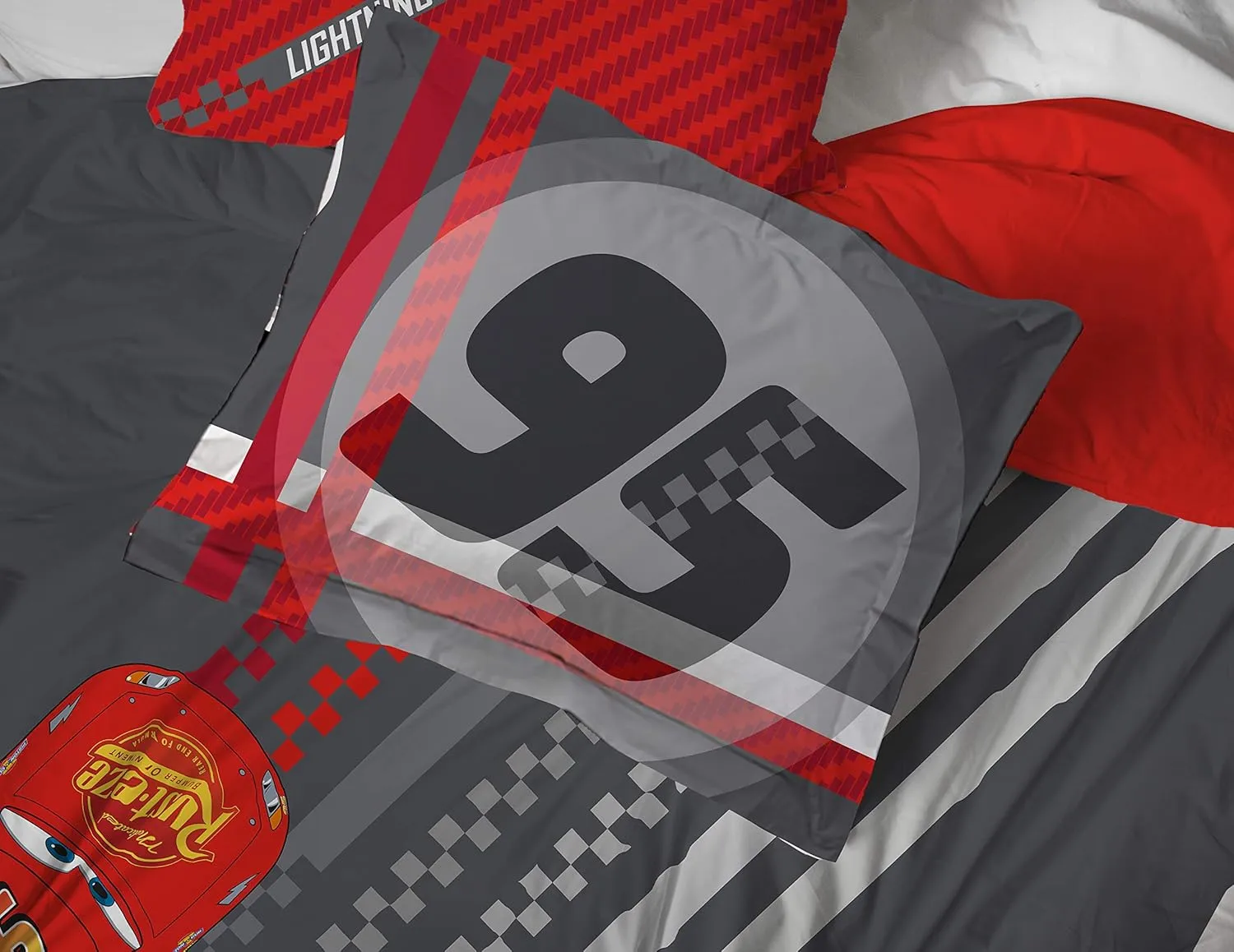 Jay Franco Disney Pixar Cars Race Ready 7 Piece Full Bed Set - Includes Comforter & Sheet Set - Bedding Features Lightning McQueen - Super Soft Fade Resistant Microfiber