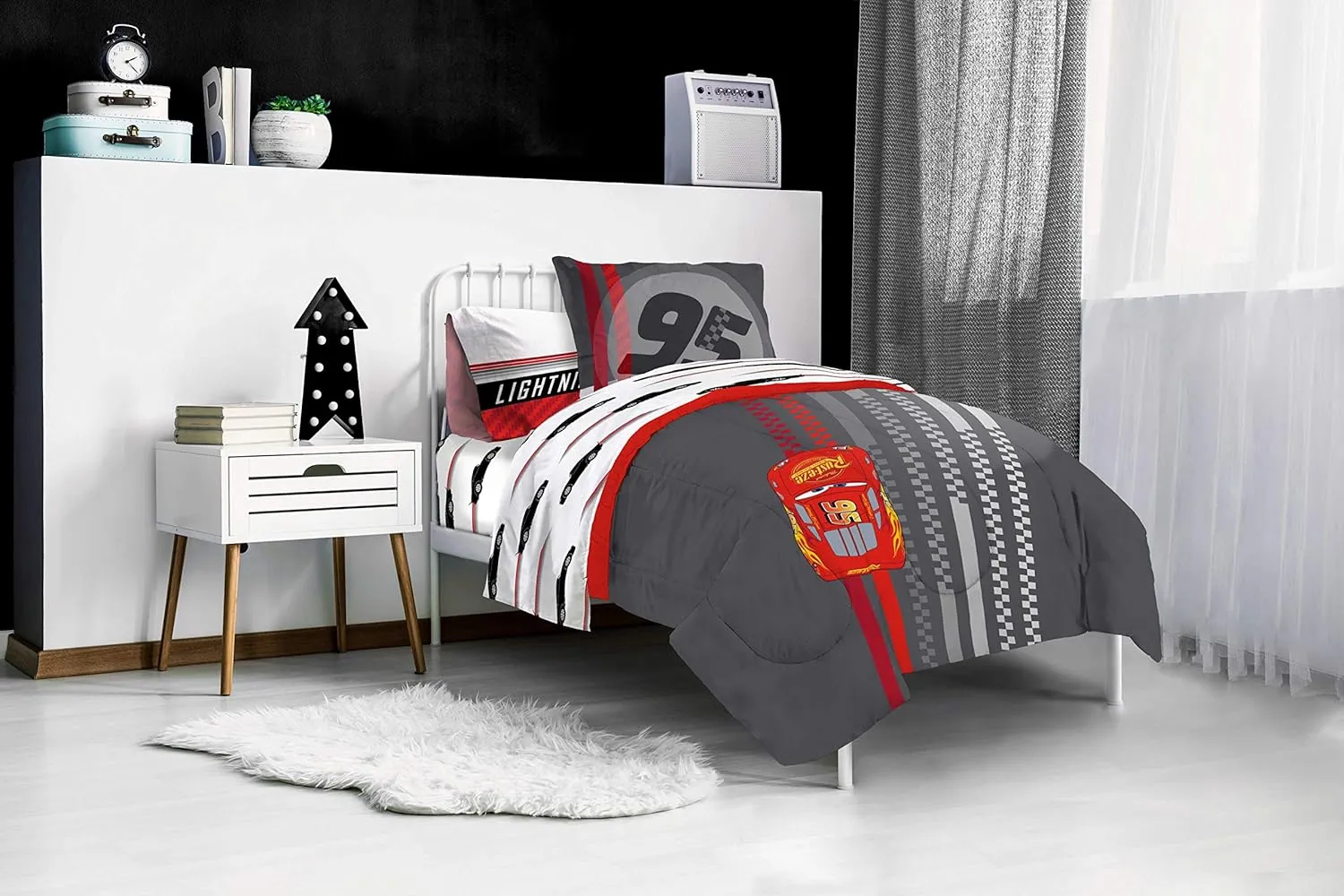 Jay Franco Disney Pixar Cars Race Ready 7 Piece Full Bed Set - Includes Comforter & Sheet Set - Bedding Features Lightning McQueen - Super Soft Fade Resistant Microfiber