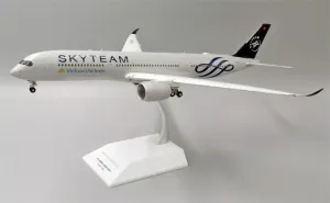 JC Wings Vietnam Airlines for Airbus A350-900 VN-A897 SkyTeam Alliance Flaps Down 1:200 Aircraft Pre-Built Model