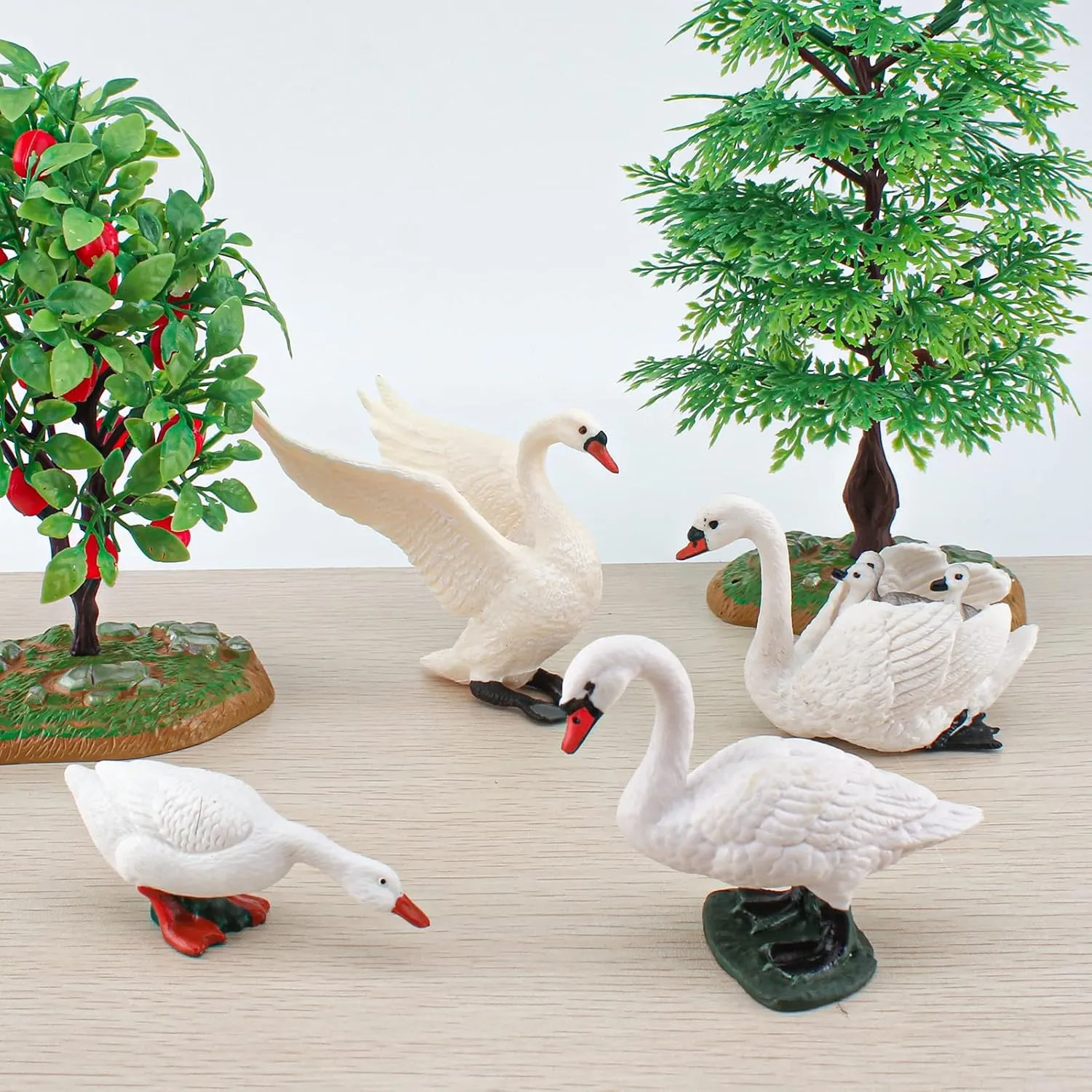 LC JoyCre 4PCS White Swan Figurine Goose Toy Swan Toy Animal Figure for Toddlers Preschool Animals Figures Eduactional Project Diorama Model Toy for Kids 3 4 5 6
