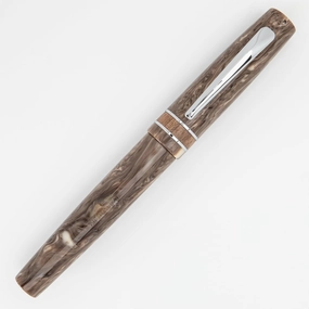 Monteverde Avenue of the Baobabs Fountain Pen (beige swirl) - M