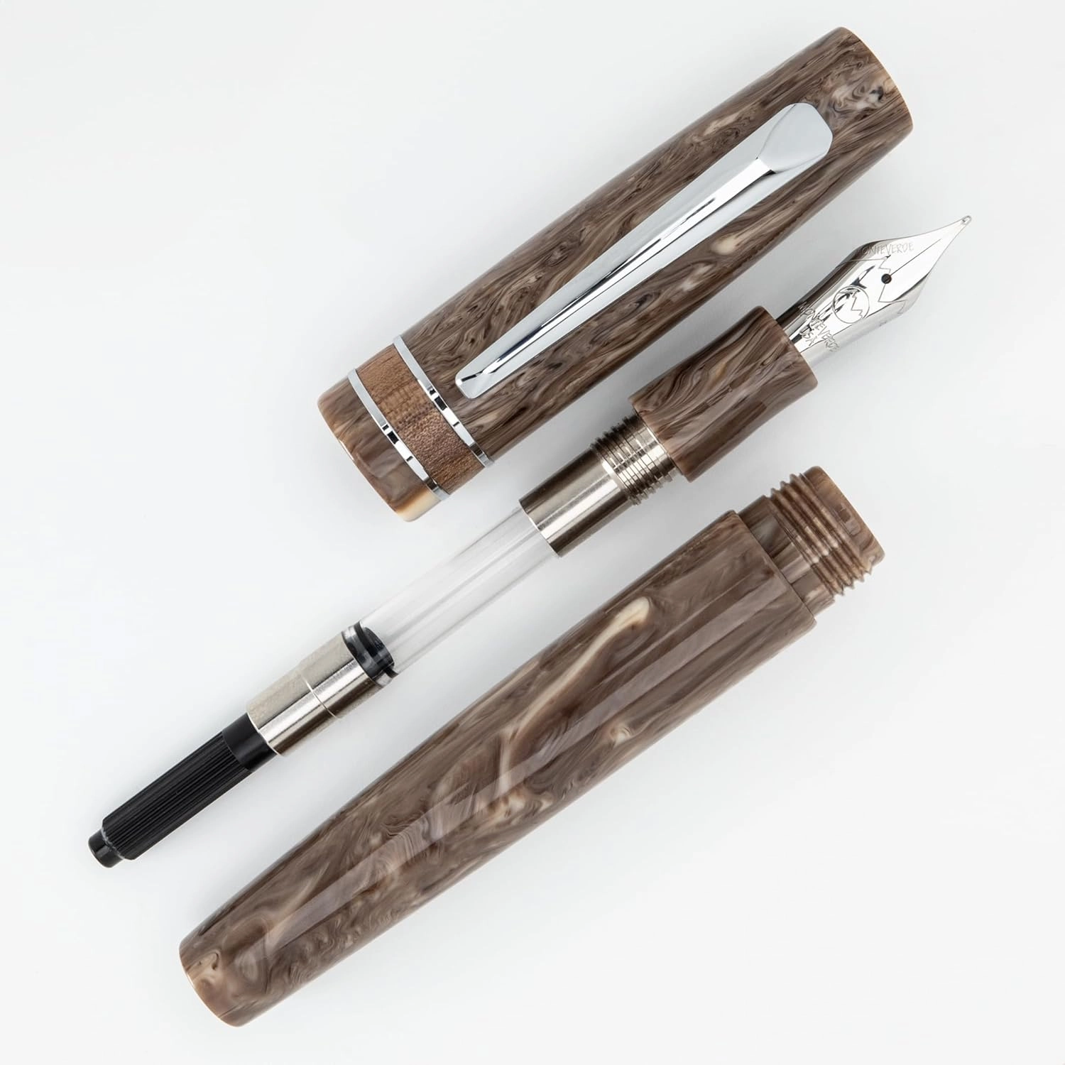 Monteverde Avenue of the Baobabs Fountain Pen (beige swirl) - M