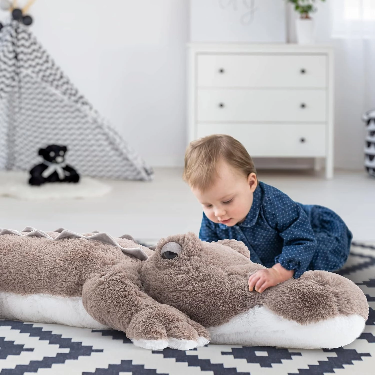 MorisMos Giant Alligator Stuffed Animal, 67inch Soft Large Alligator Plush Toy, Big Stuffed Crocodile Gifts for Kids Boys Girls