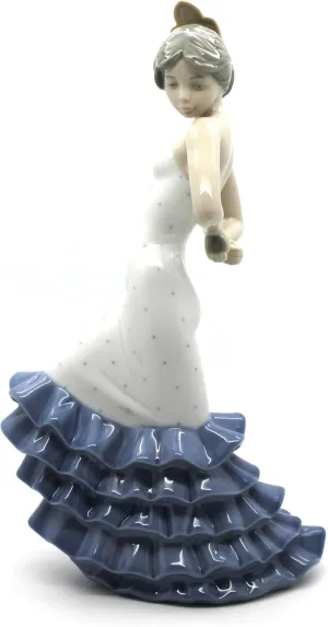 Nao by Lladro Collectible Porcelain Figurine: FLAMENCO - 9-1/2" tall