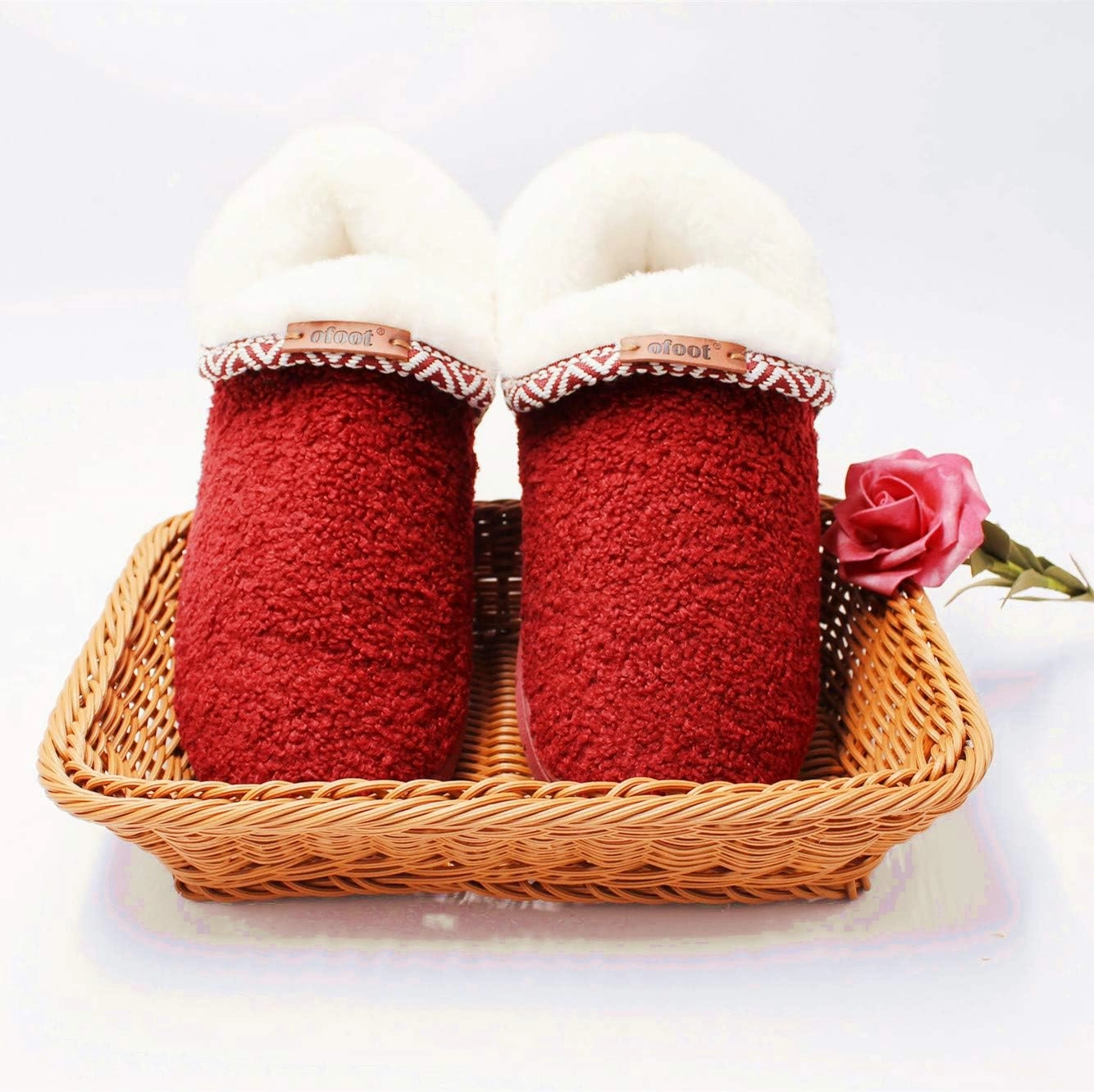 ofoot Women's Warm Fuzzy House Slippers with Back,Faux Fur Bedroom Shoes Soft Thick Memory Foam Plush Lining Indoor Outdoor Non Slip Rubber Soles