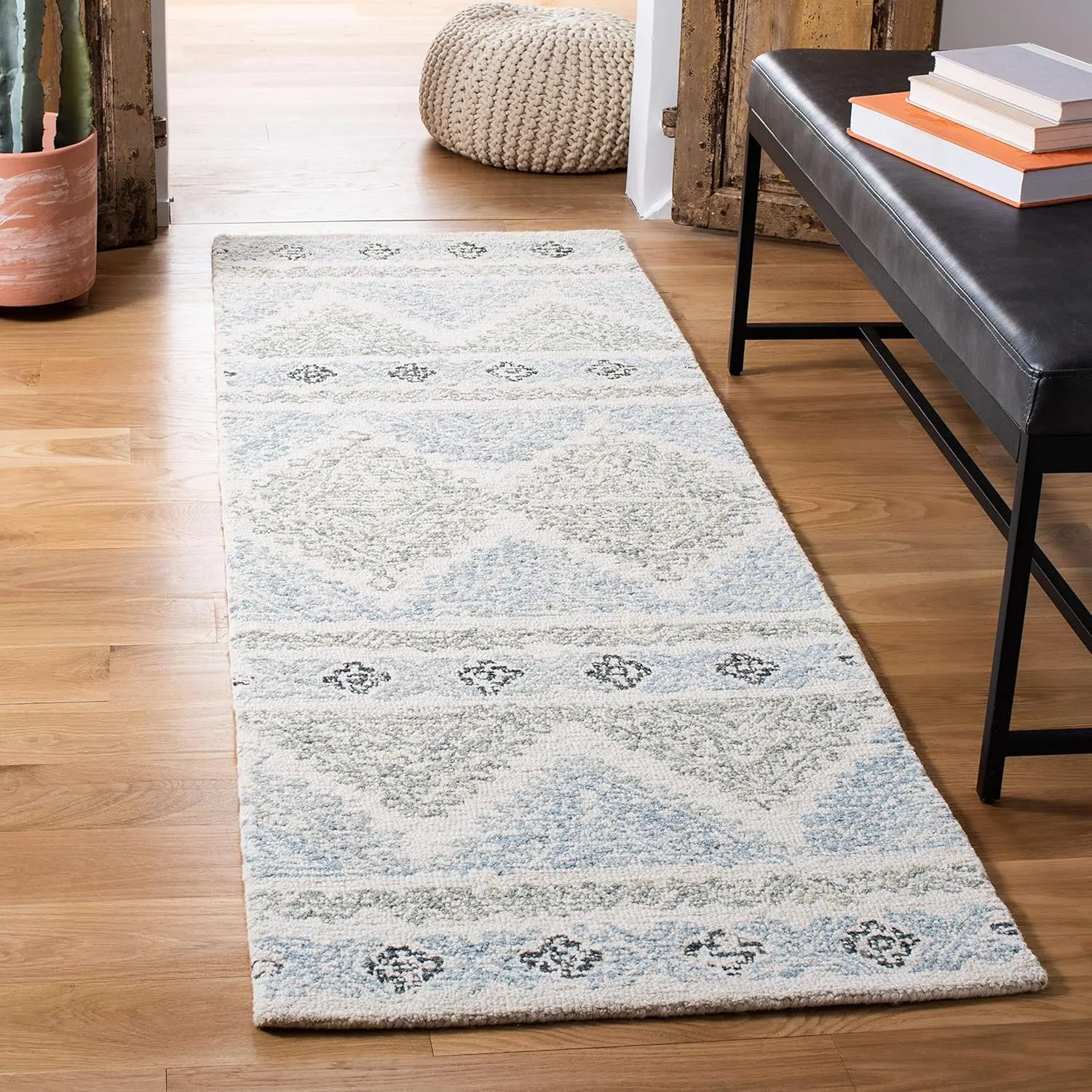 SAFAVIEH Micro-Loop Collection Runner Rug - 2'3" x 7', Ivory & Grey, Handmade Moroccan Boho Wool, Ideal for High Traffic Areas in Living Room, Bedroom (MLP206A)