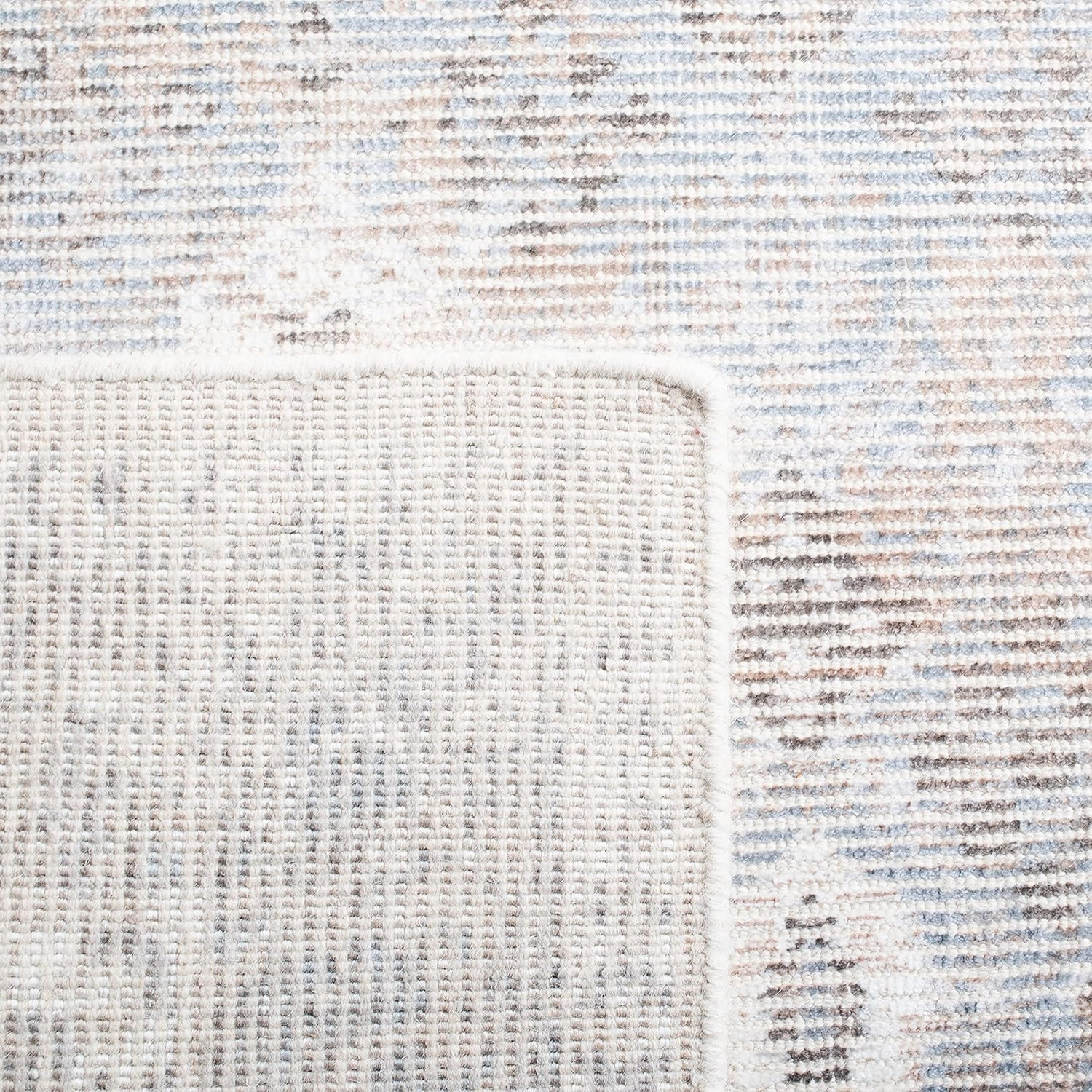 SAFAVIEH Restoration Vintage Collection Accent Rug - 3' x 5', Beige & Sand, Handmade Distressed Wool & Viscose, Ideal for High Traffic Areas in Entryway, Living Room, Bedroom (RVT703B)