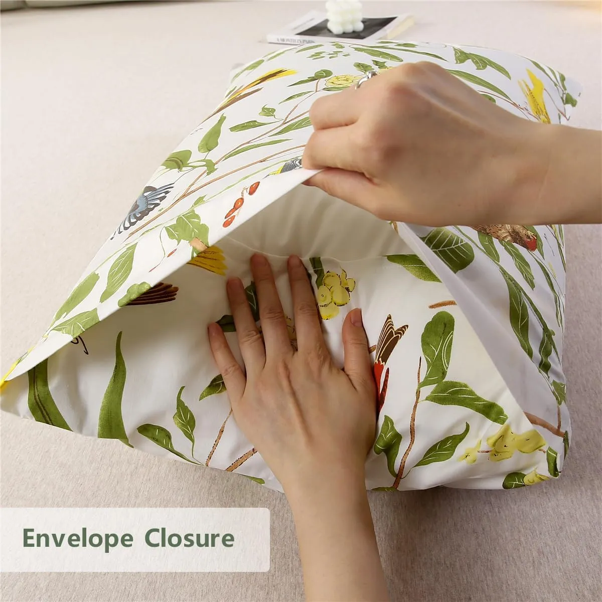 URBONUR 100% Cotton Pillowcases Set of 2 Standard Size Garden Leaves Birds Printed Pillow Cases Soft Breathable Pillowcase Decorative Pillow Cover (Standard, 20x26 Inches, Green Leaves)