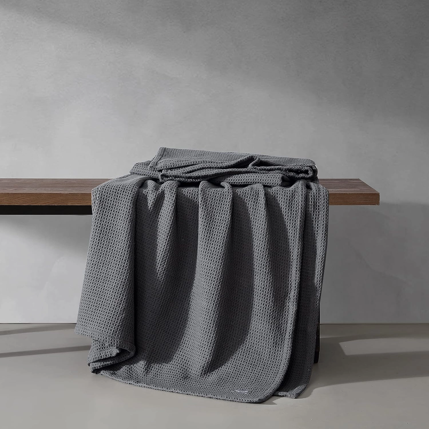 Vera Wang - Queen Blanket, Luxury Cotton Bedding, Super Soft Essentials with Waffle Weave Knit (Waffleweave Charcoal Grey, Queen)