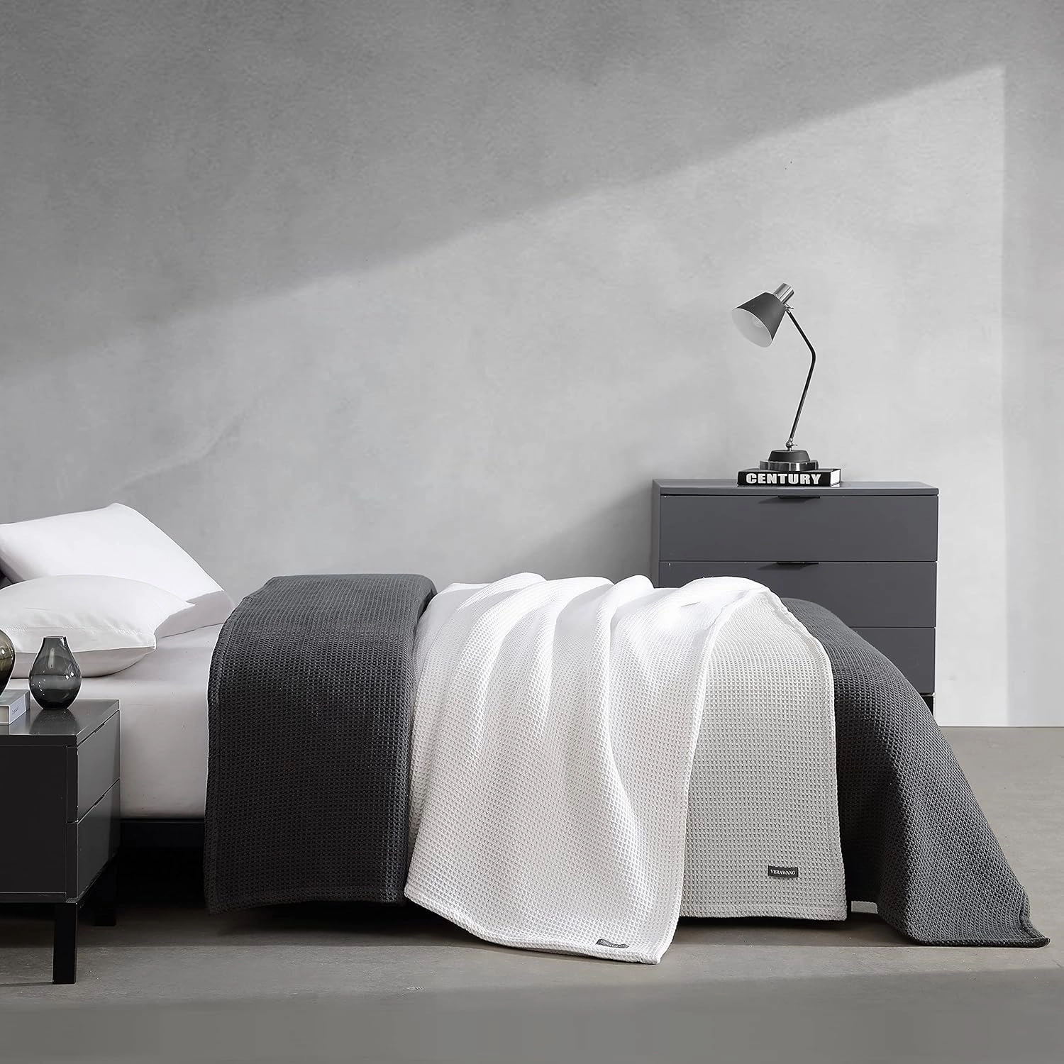 Vera Wang - Queen Blanket, Luxury Cotton Bedding, Super Soft Essentials with Waffle Weave Knit (Waffleweave Charcoal Grey, Queen)