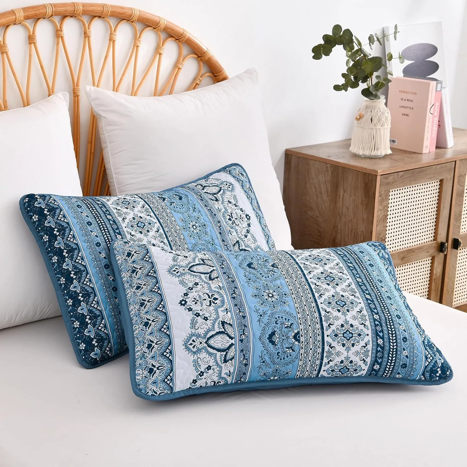 WONGS BEDDING Blue Quilt Set Queen Size, Bohemian Stripe 3 Pieces Quilts Bedspread Set Boho Lightweight Microfiber All Season Bedding Coverlet Set for Queen Bed (96"x90")